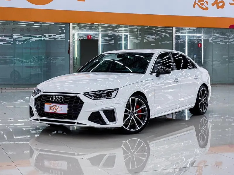 Audi A4L, 2020