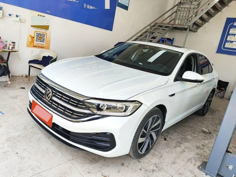 Volkswagen Sagitar, 2025