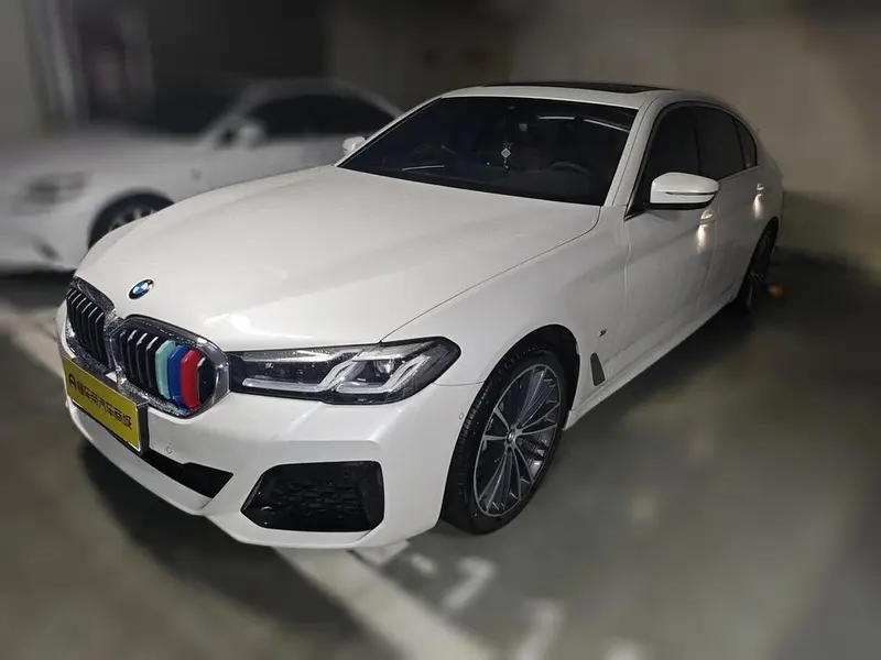 BMW 5-Series, 2023