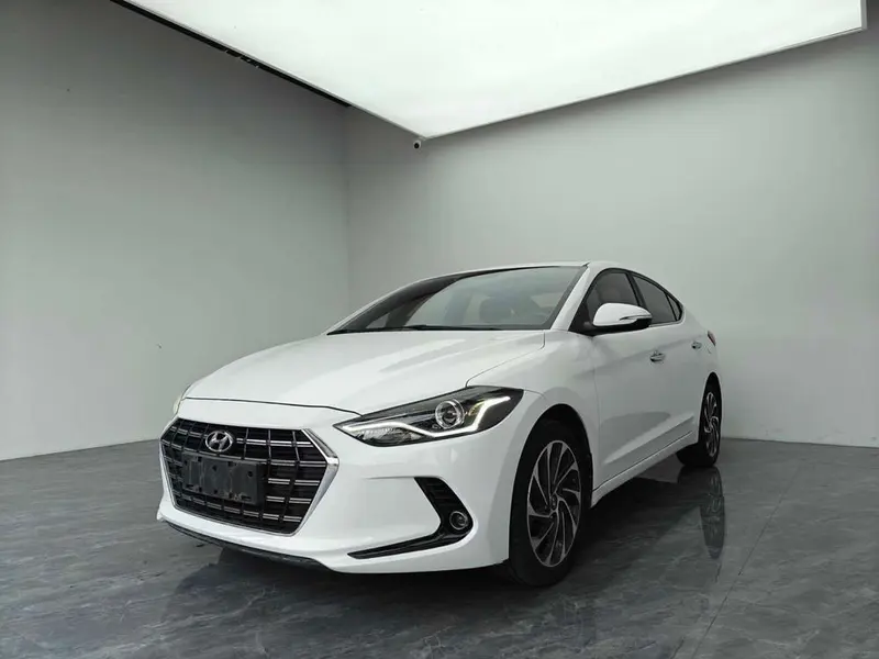 Hyundai Elantra Lingdong, 2019