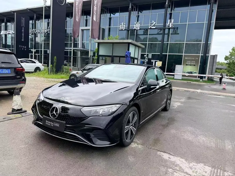 Mercedes-Benz EQE, 2025