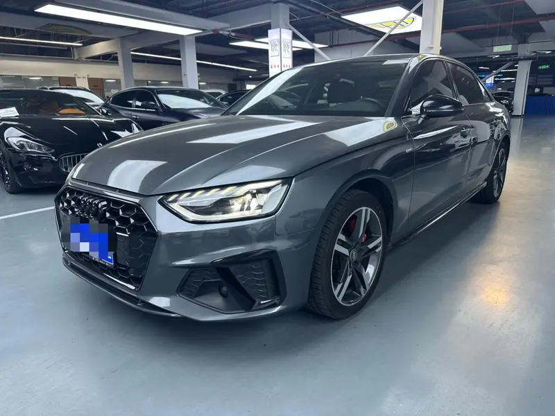 Audi A4L, 2022