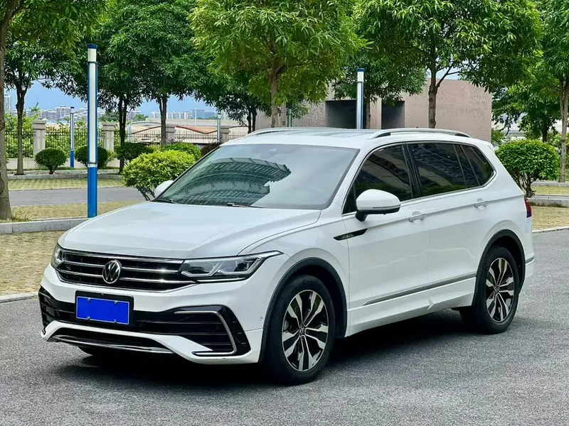 Volkswagen Tiguan L, 2022