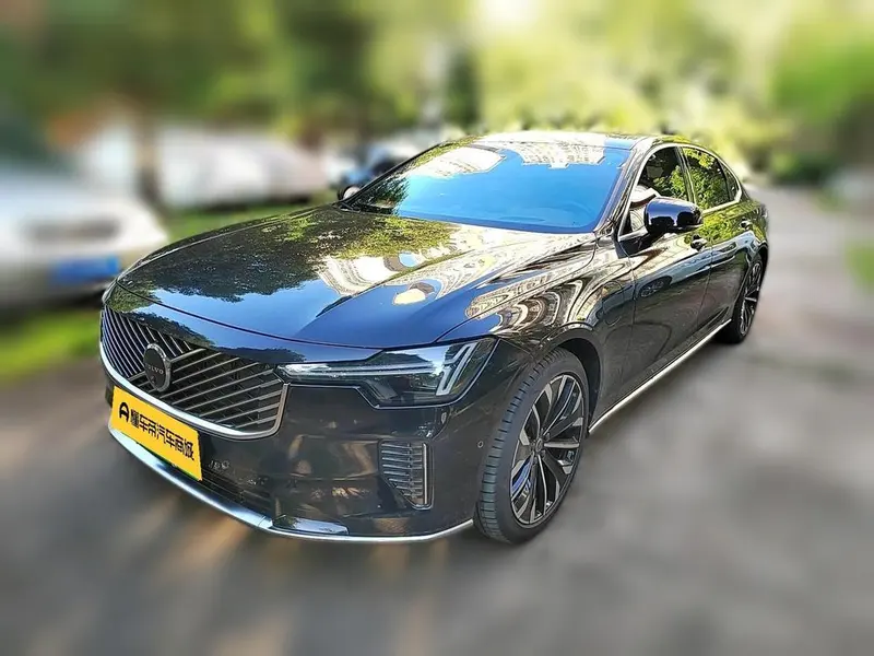 Volvo S90 PHEV, 2026