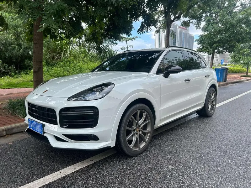 Porsche Cayenne, 2022