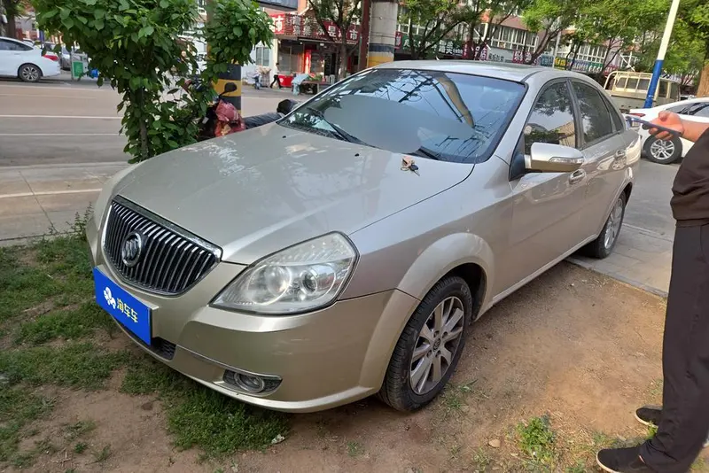 Buick Excelle, 2011