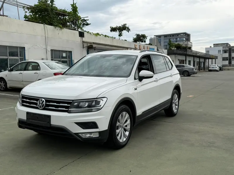 Volkswagen Tiguan L, 2018