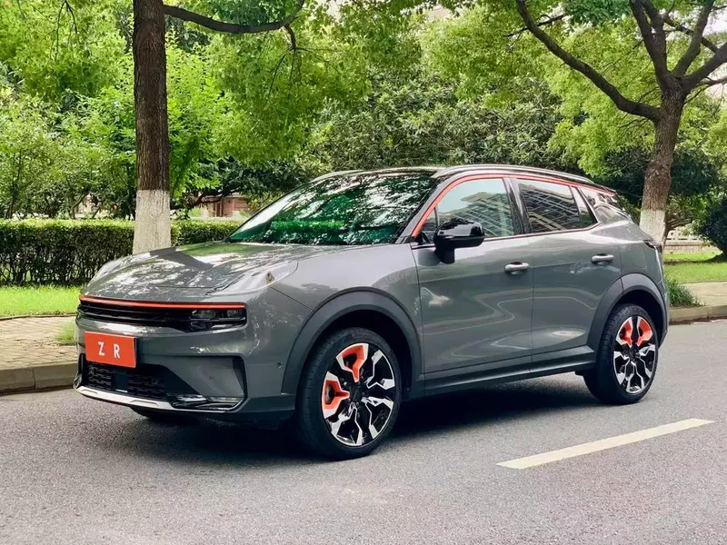 Lynk & Co 06, 2020