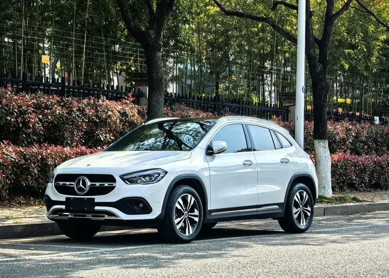Mercedes-Benz GLA, 2023