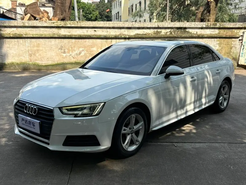 Audi A4L, 2017