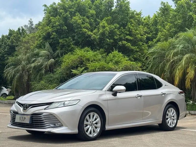 Toyota Camry, 2019