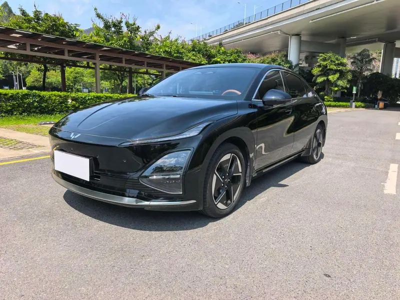 Wuling Starlight EV, 2025