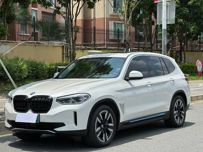 BMW iX3, 2021