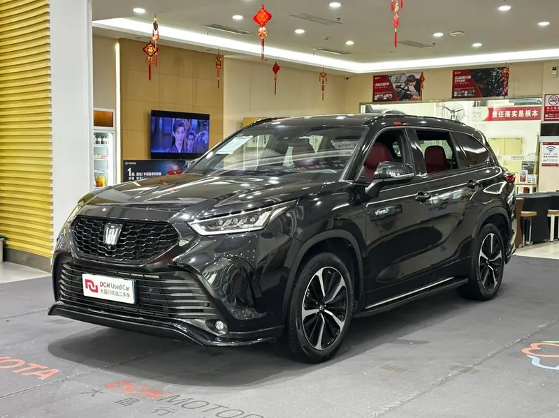 Toyota Crown Kluger, 2021