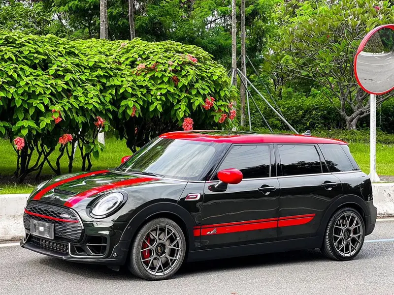MINI JCW CLUBMAN, 2022