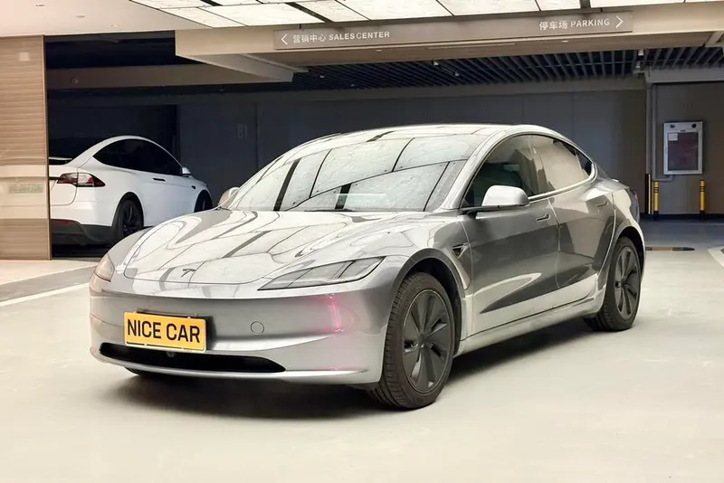 Tesla Model 3, 2025
