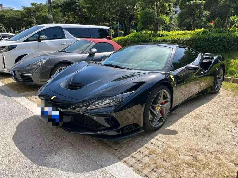 Ferrari F8, 2020