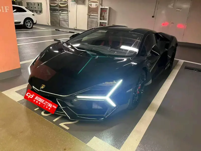 Lamborghini Revuelto, 2023