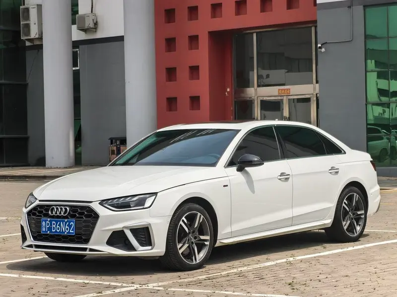 Audi A4L, 2020
