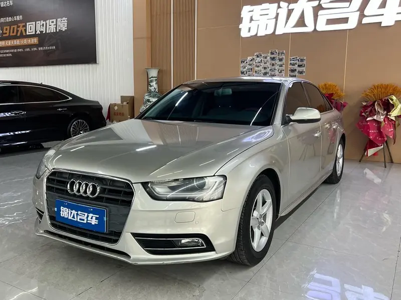 Audi A4L, 2015