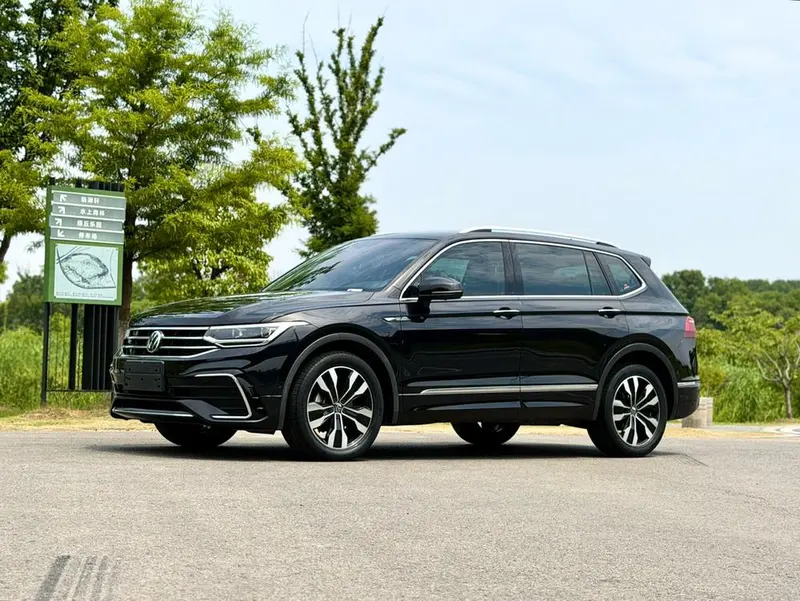 Volkswagen Tiguan L, 2022