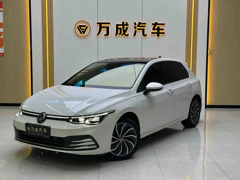 Volkswagen Golf, 2021