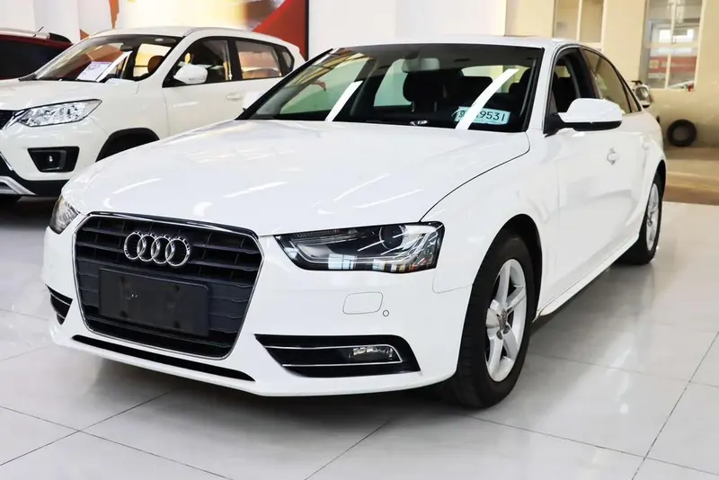 Audi A4L, 2013
