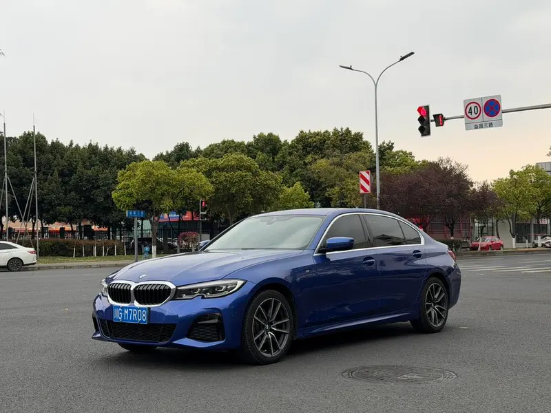 BMW 3-Series, 2020