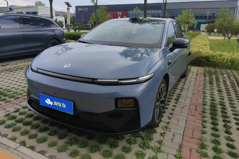 Leapmotor B01, 2025