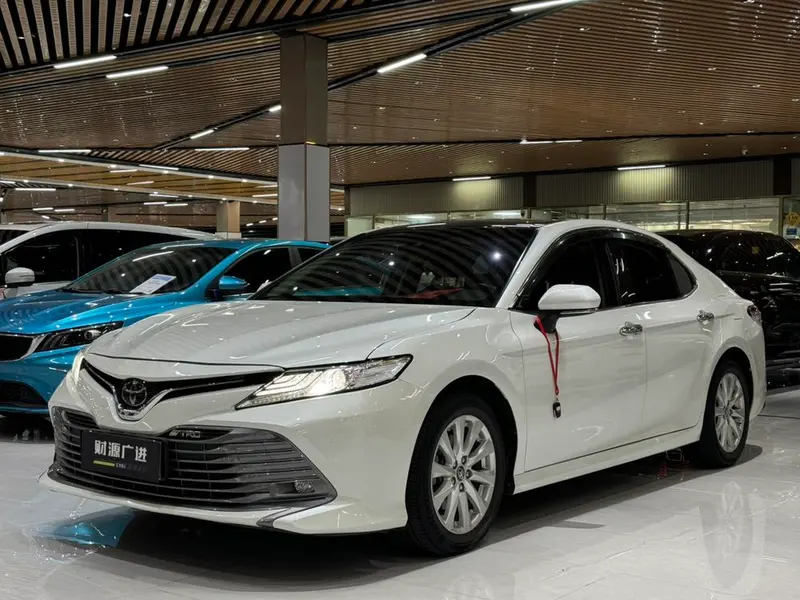 Toyota Camry, 2019