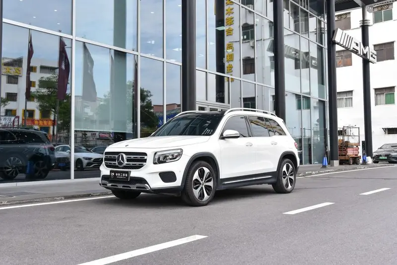 Mercedes-Benz GLB, 2021