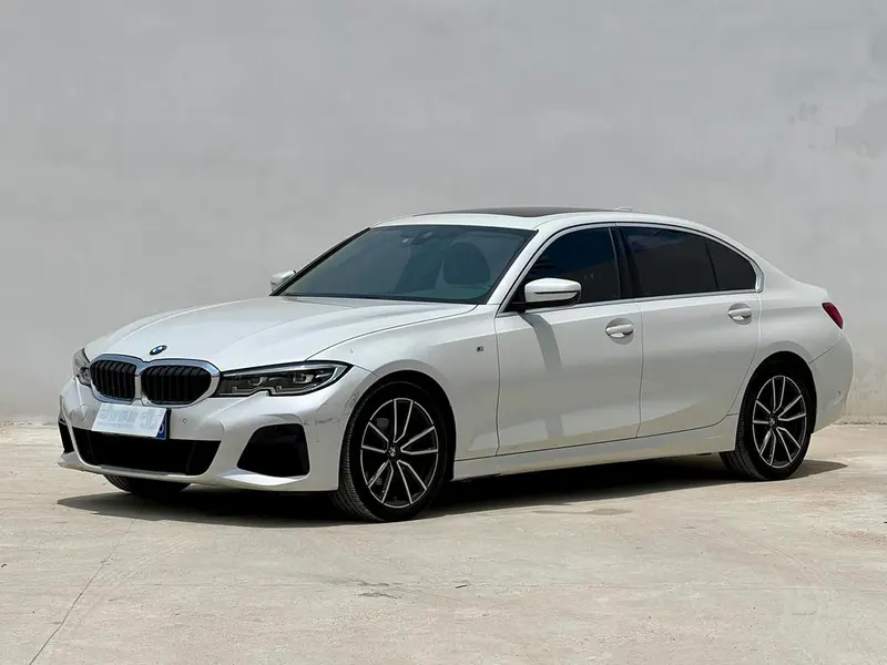 BMW 3-Series, 2021