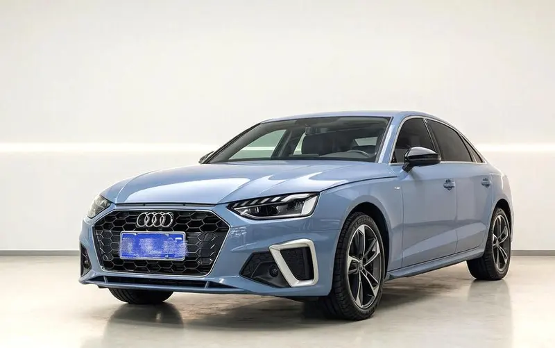Audi A4L, 2022