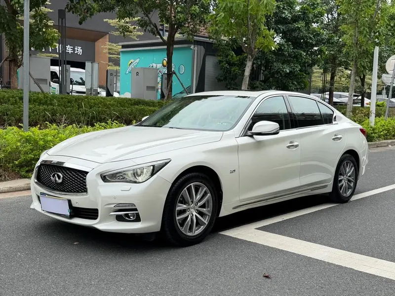Infiniti Q50L, 2016