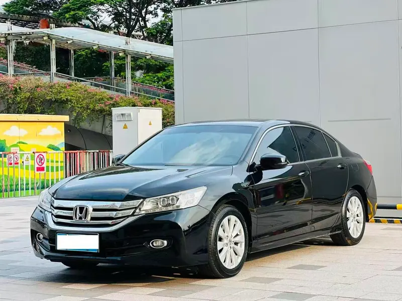 Honda Accord, 2016