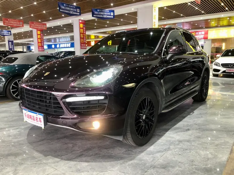 Porsche Cayenne, 2011