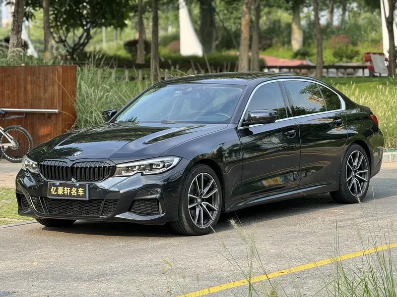 BMW 3-Series, 2021