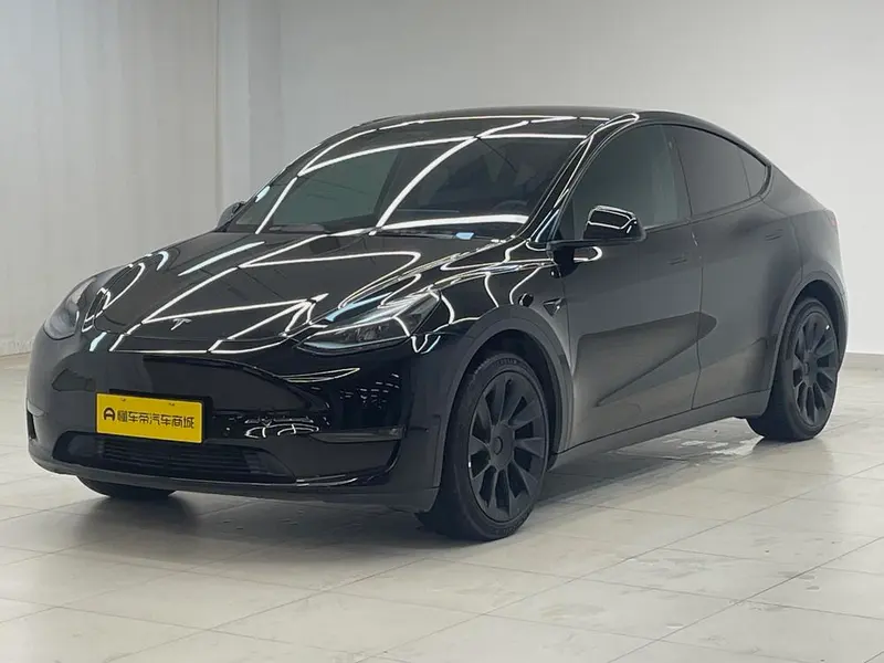 Tesla Model Y, 2022