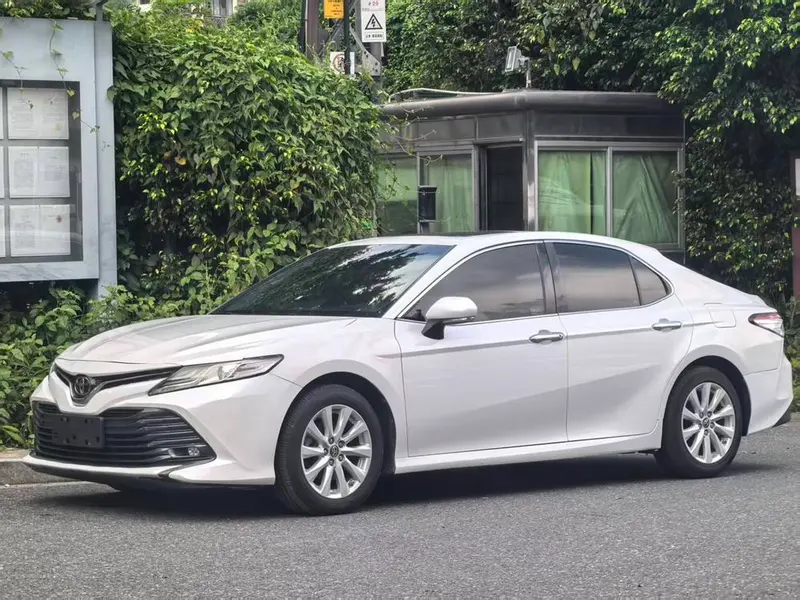 Toyota Camry, 2019