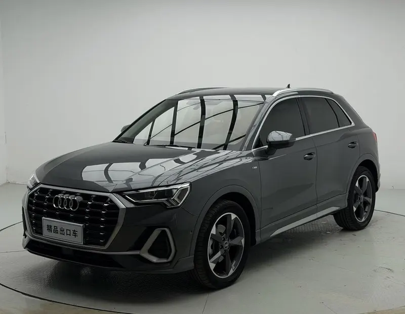 Audi Q3, 2022