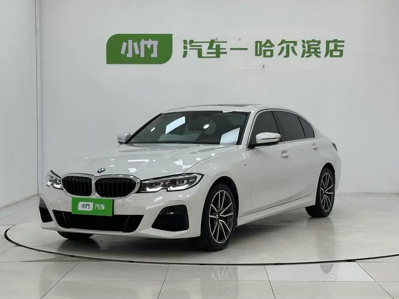BMW 3-Series, 2022