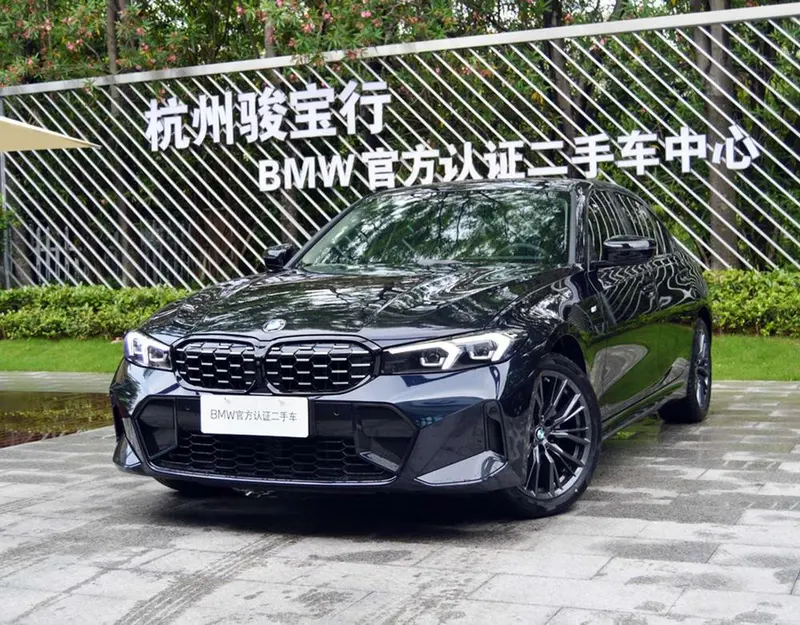BMW 3-Series, 2023