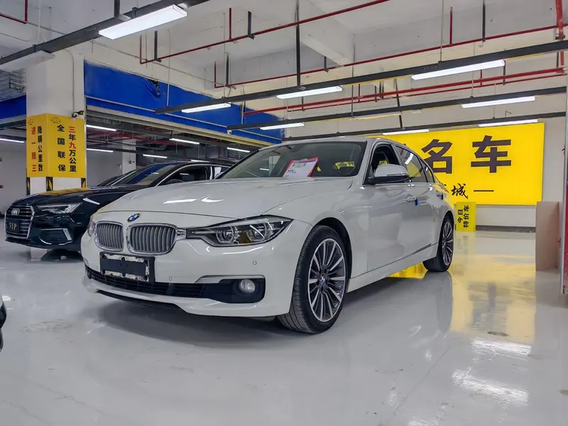 BMW 3-Series, 2019