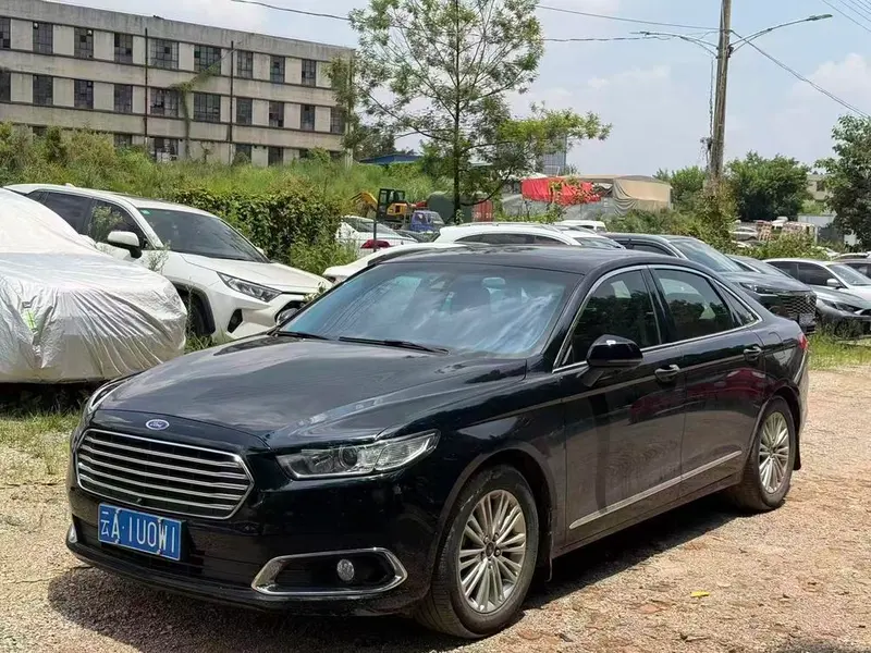 Ford Taurus, 2018