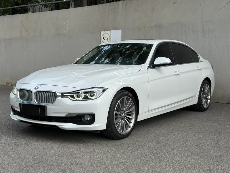 BMW 3-Series, 2019