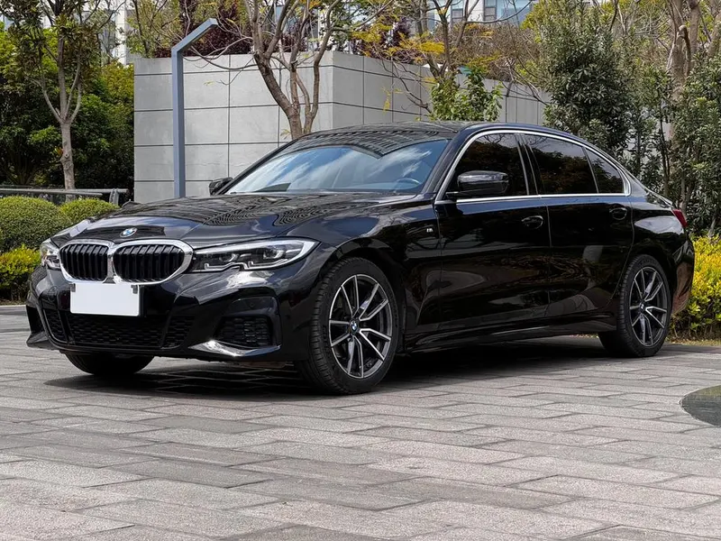 BMW 3-Series, 2021