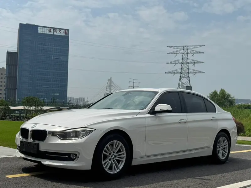 BMW 3-Series, 2014