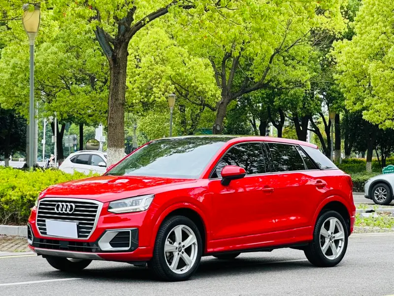 Audi Q2L, 2018