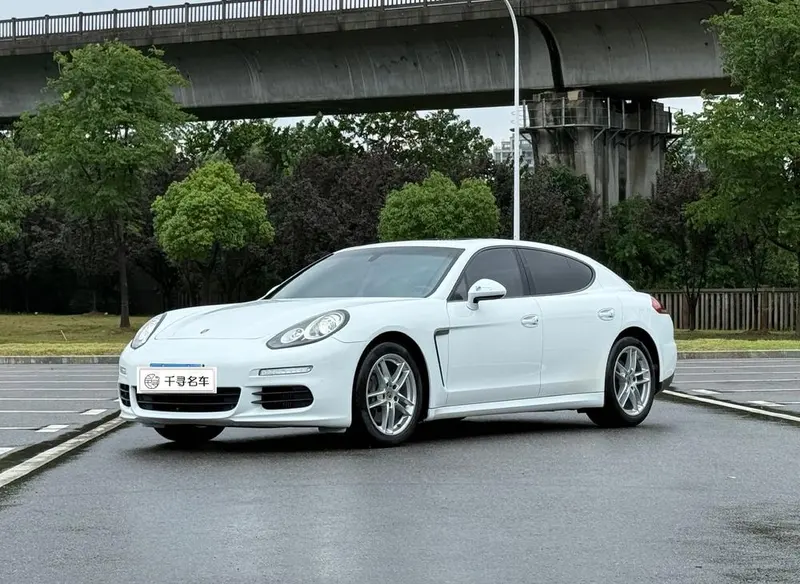 Porsche Panamera, 2014