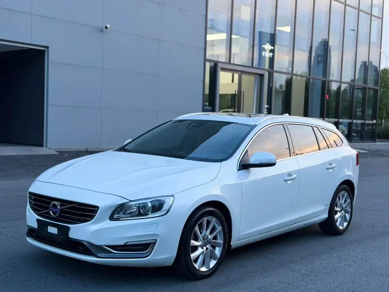 Volvo V60, 2014